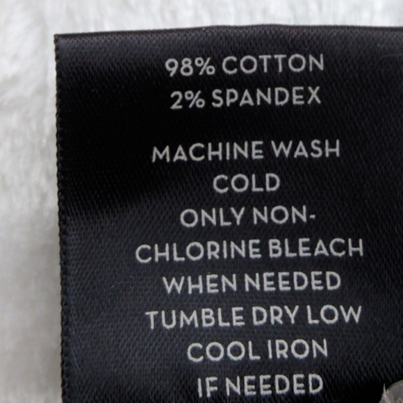 Ann Taylor Womans Signature Beige Shorts Size 6 - Picture 5 of 5